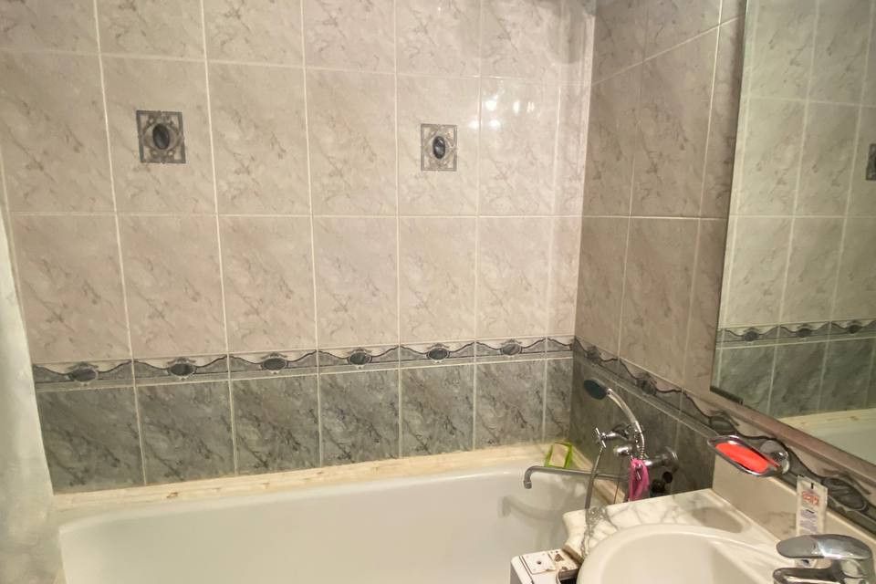 Продаётся 3-комнатная квартира, 65.9 м²