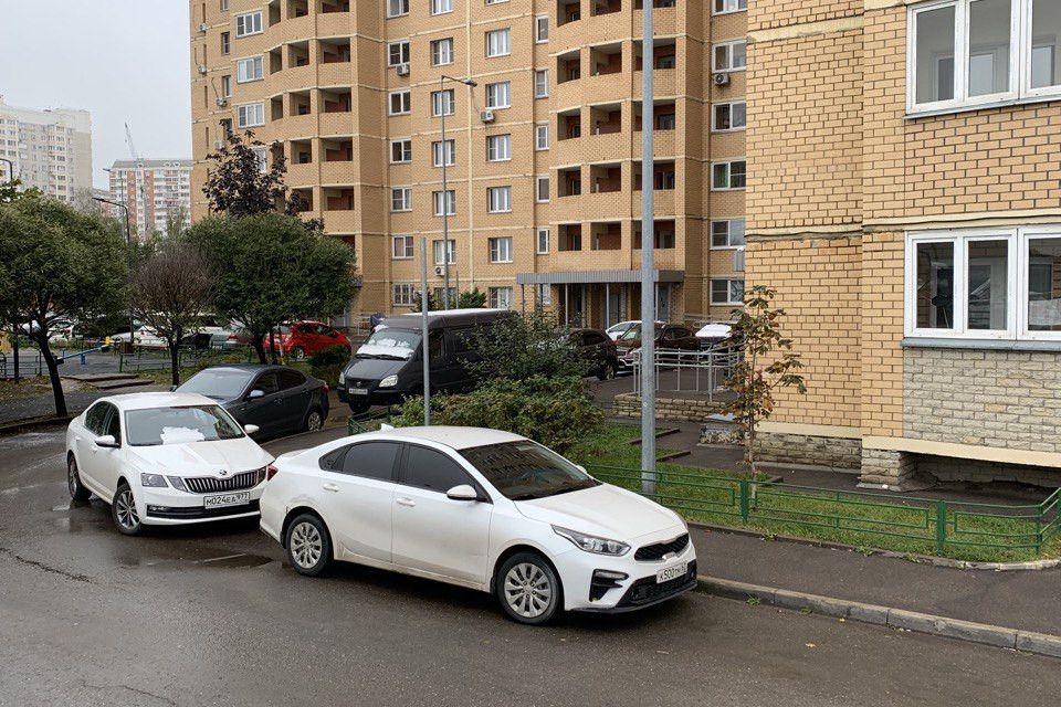 Продаётся 2-комнатная квартира, 61.9 м²