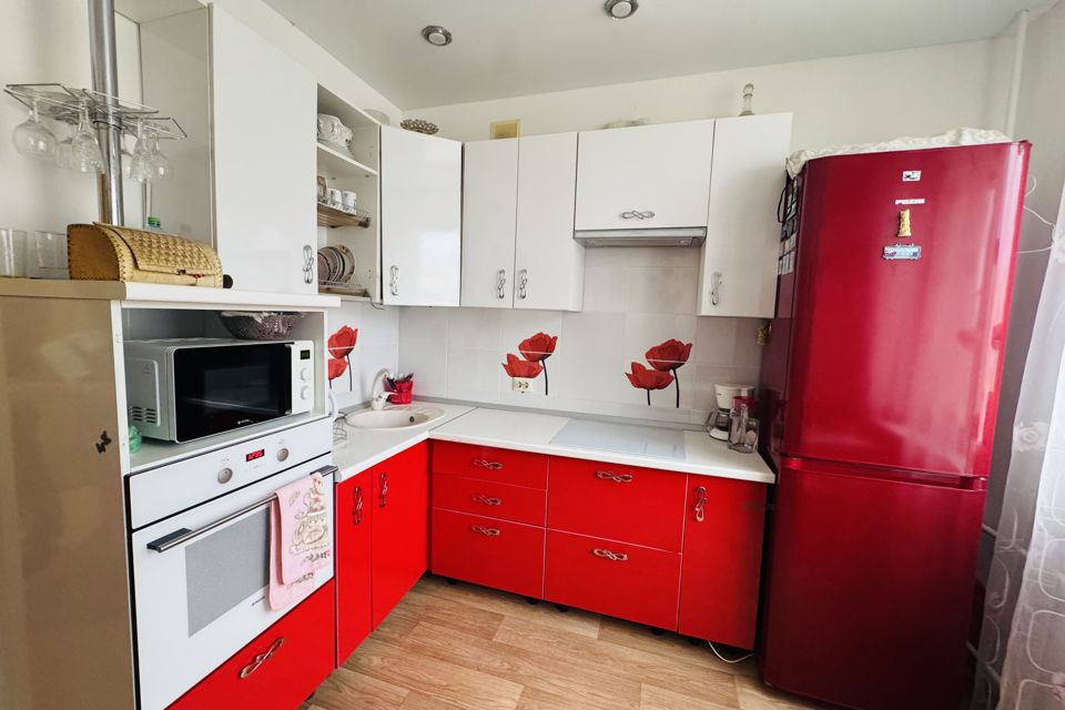 Продаётся 3-комнатная квартира, 72.4 м²