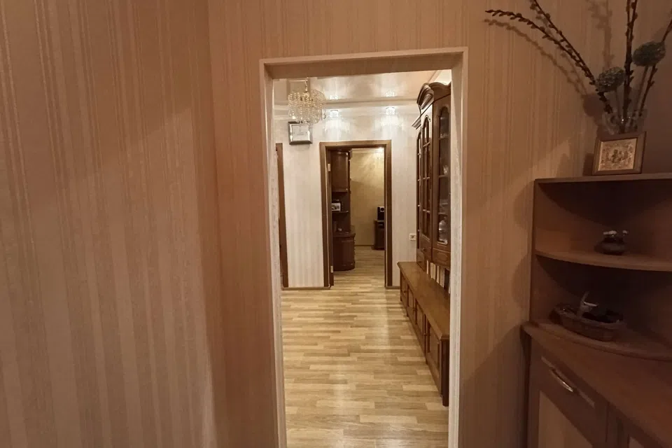 Продаётся 3-комнатная квартира, 70 м²