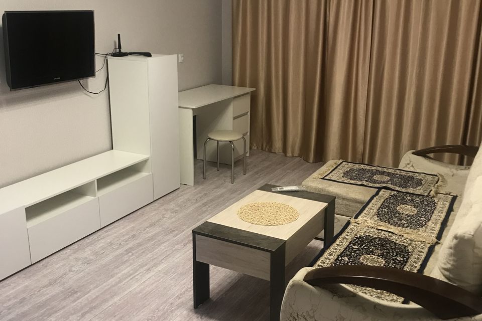 Сдаётся 2-комнатная квартира, 67 м²