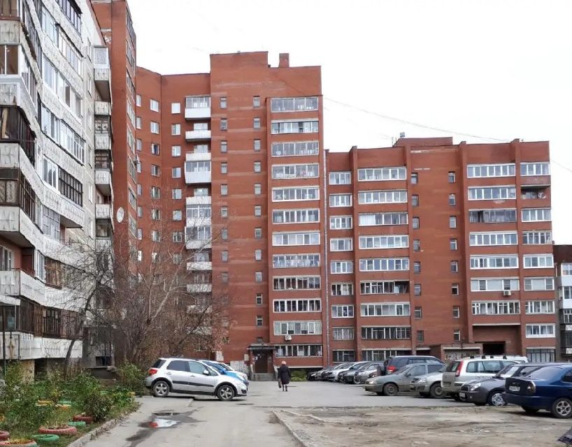 Продаётся 2-комнатная квартира, 67.8 м²