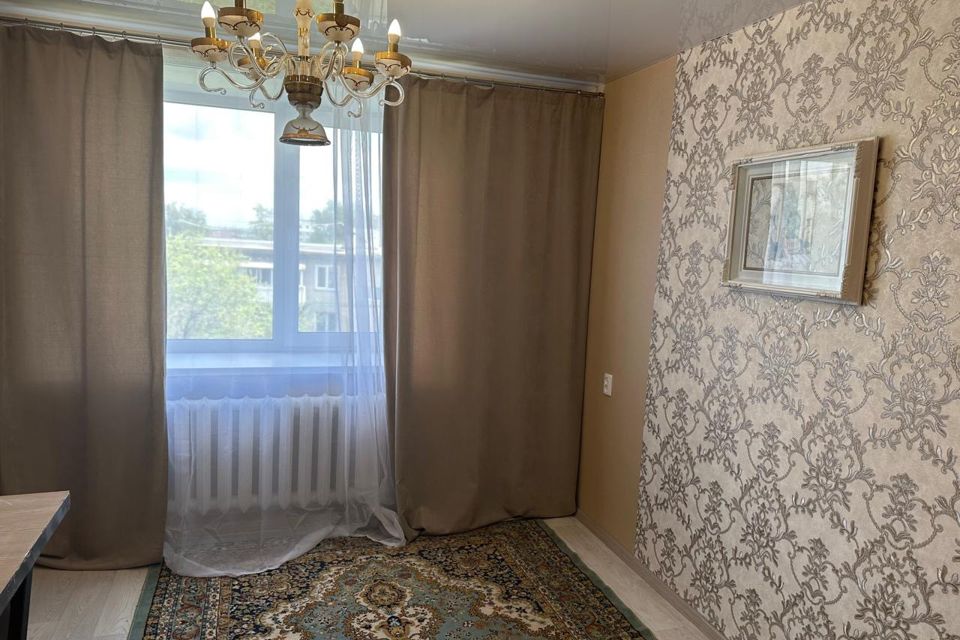 Продаётся комната в 1-комн. квартире, 13.2 м²