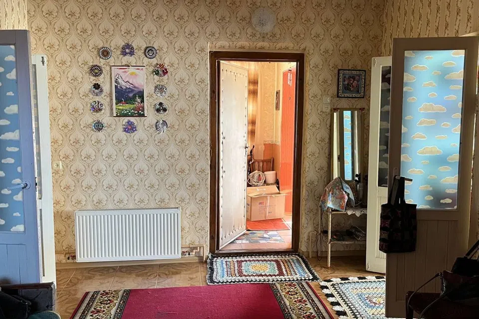 Продаётся 3-этажный дом, 181.7 м²