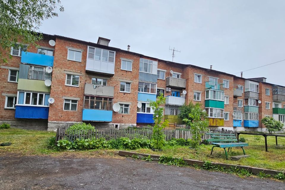 Продаётся 4-комнатная квартира, 76.9 м²