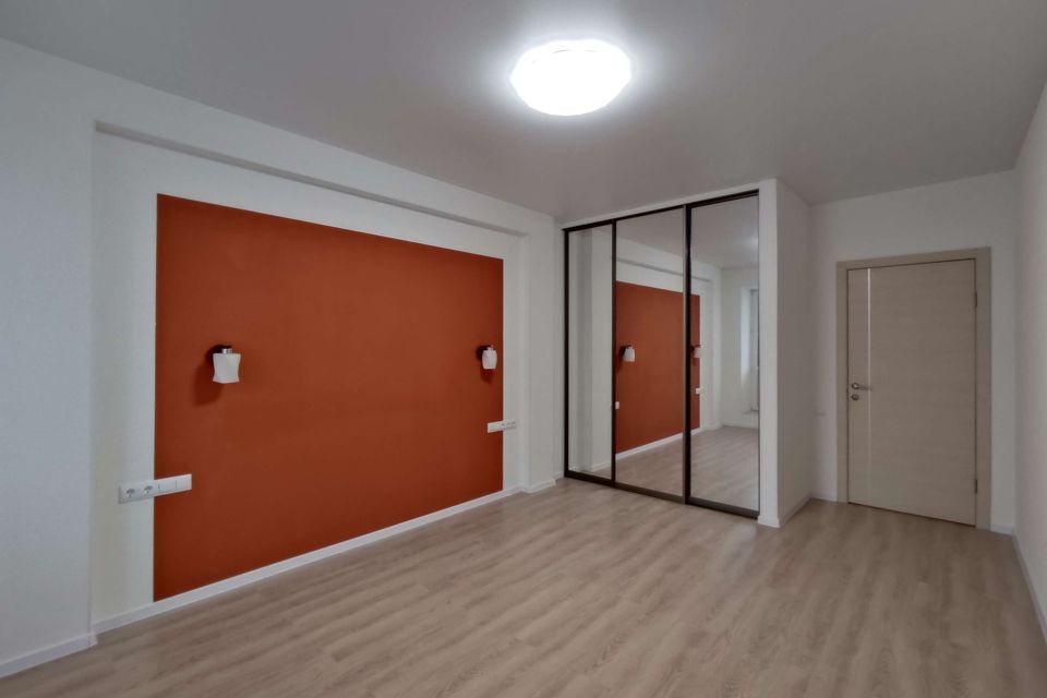 Продаётся 2-комнатная квартира, 63.5 м²