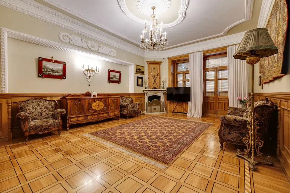 Продаётся 3-комнатная квартира, 107 м²