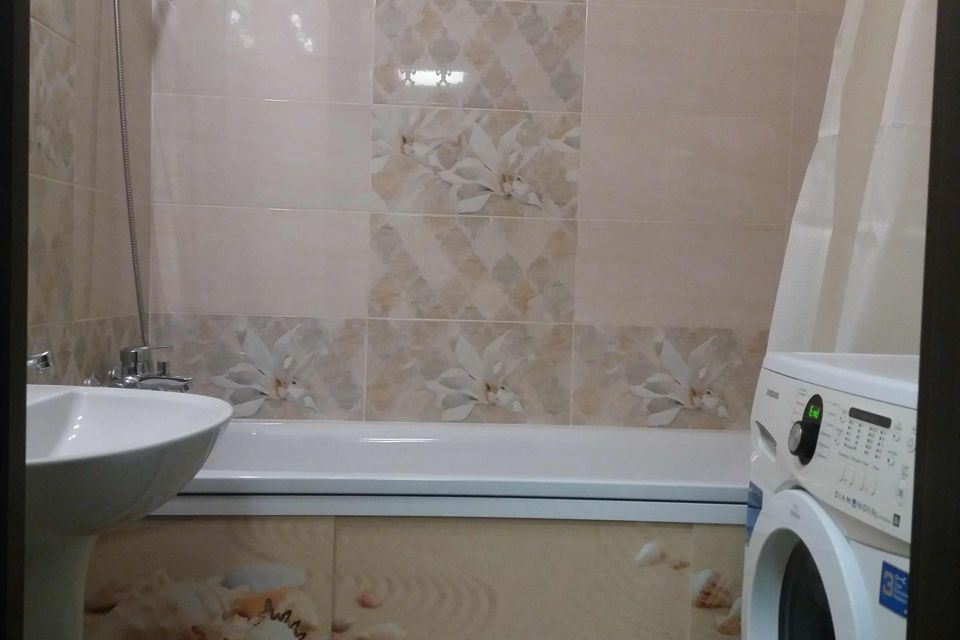 Сдаётся 2-комнатная квартира, 55 м²