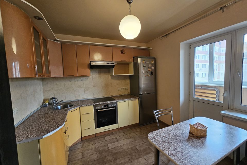 Продаётся 1-комнатная квартира, 40.7 м²