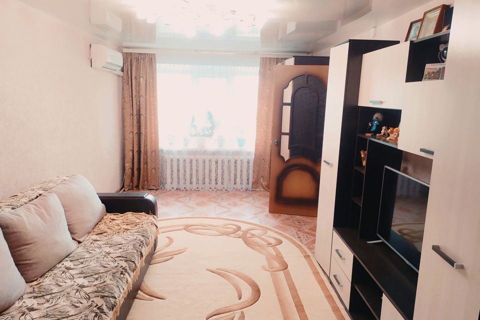 Продаётся 2-комнатная квартира, 43.8 м²