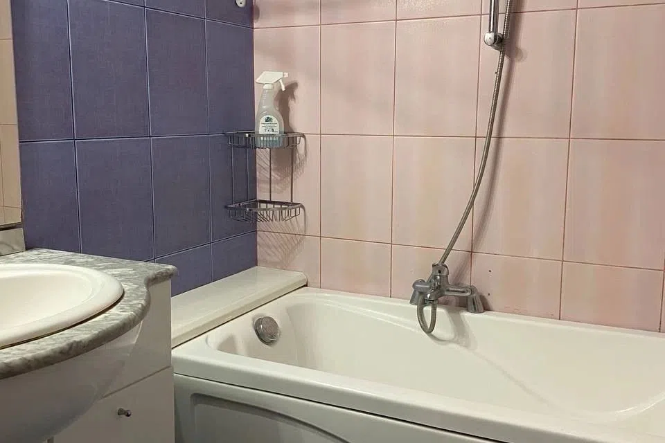 Продаётся 4-комнатная квартира, 83 м²