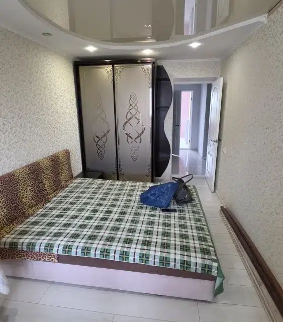 Продаётся 3-комнатная квартира, 64.4 м²