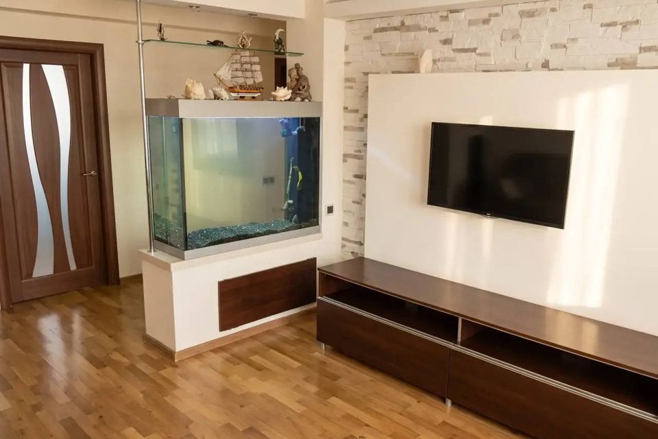 Продаётся 4-комнатная квартира, 80 м²