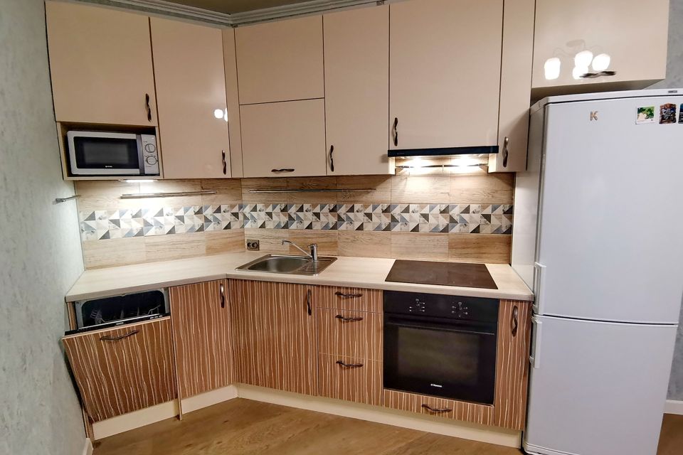 Продаётся 1-комнатная квартира, 38.4 м²