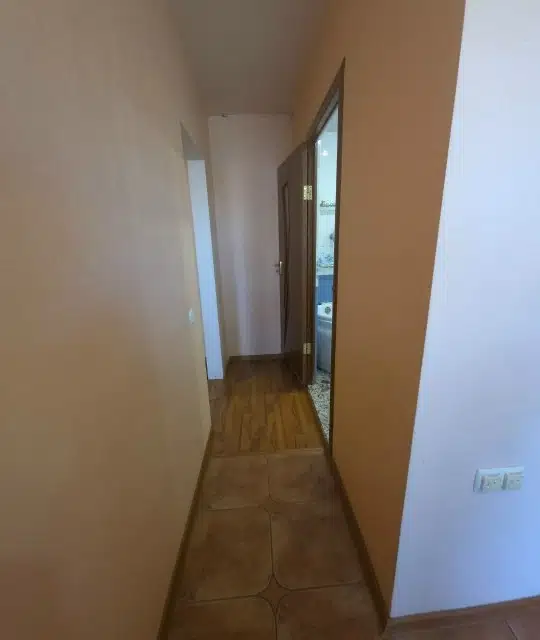 Продаётся 3-комнатная квартира, 61 м²