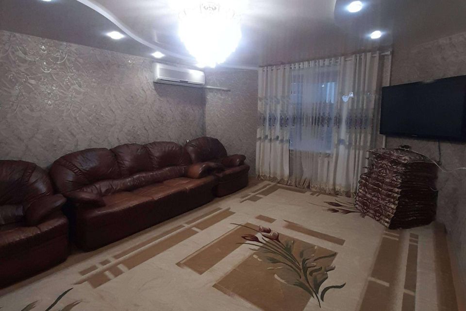 Продаётся 3-комнатная квартира, 87 м²