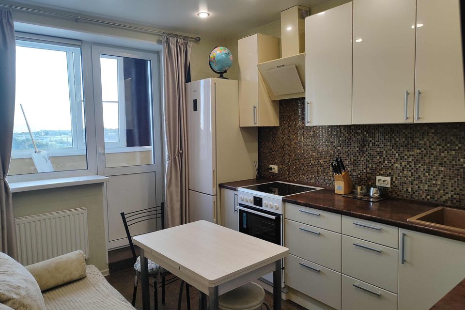 Продаётся 1-комнатная квартира, 35.3 м²