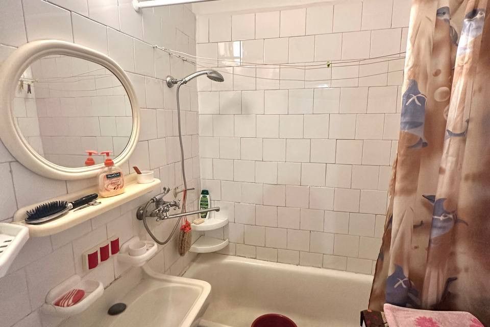 Продаётся 3-комнатная квартира, 58.1 м²