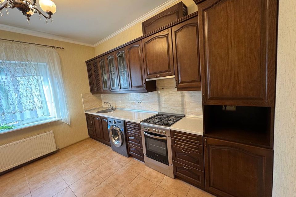 Продаётся 2-этажный дом, 164 м²