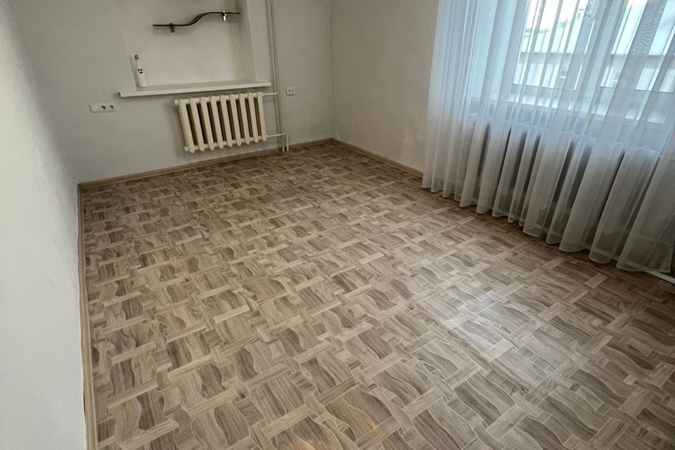 Продаётся 3-комнатная квартира, 61.87 м²