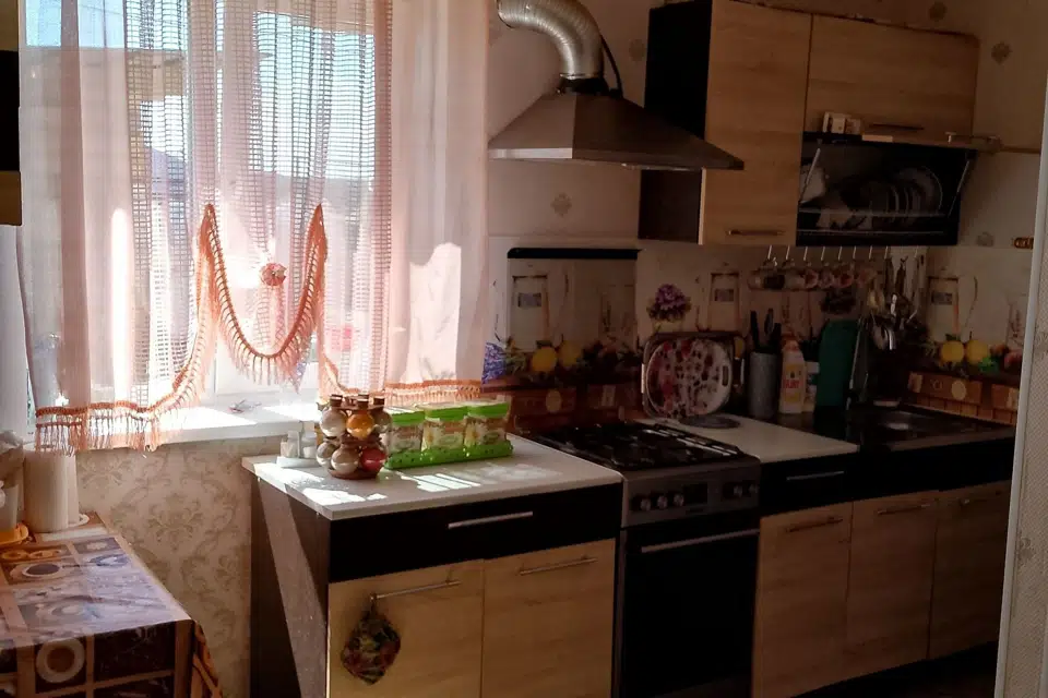 Продаётся 2-этажный дом, 98 м²