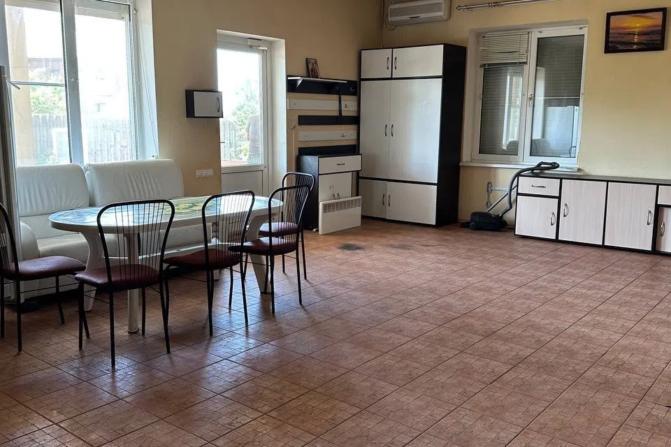 Продаётся 1-этажный дом, 145 м²