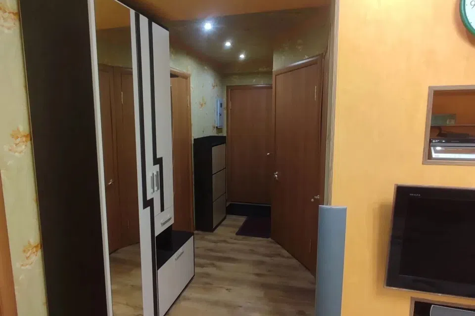Продаётся 3-комнатная квартира, 59.6 м²