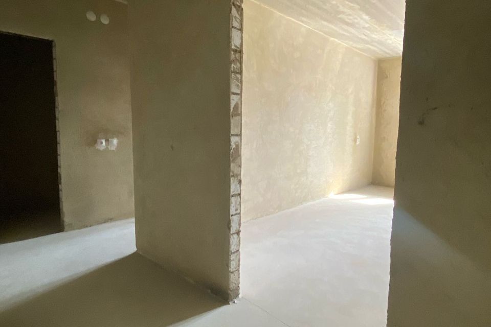 Продаётся 1-комнатная квартира, 41.8 м²