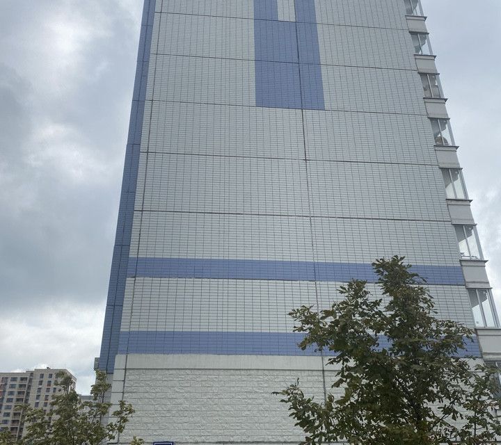 Продаётся 1-комнатная квартира, 42 м²
