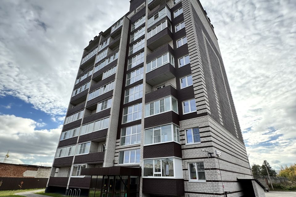 Продаётся 2-комнатная квартира, 53.2 м²