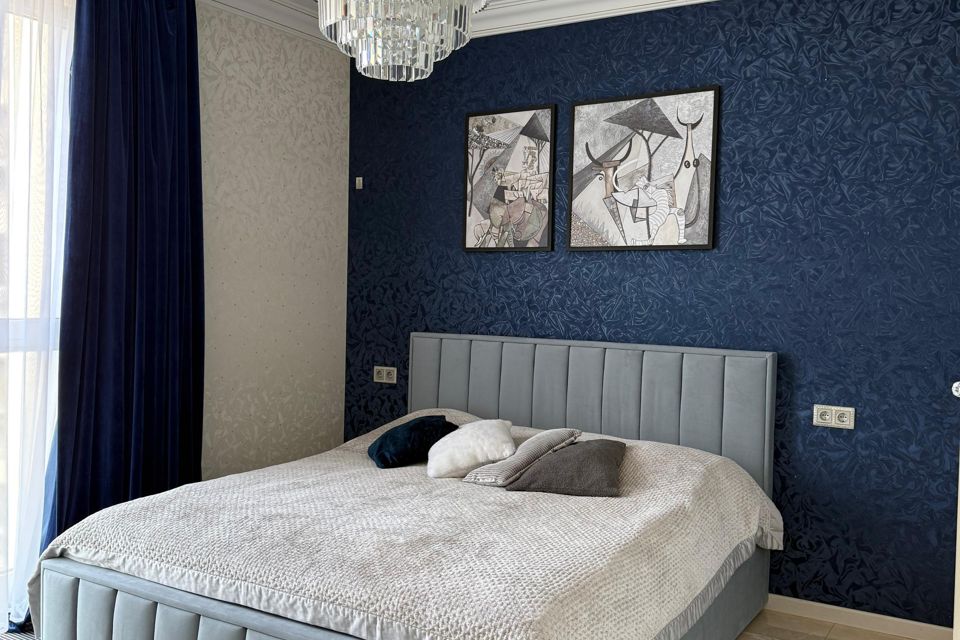 Продаётся 3-комнатная квартира, 92 м²