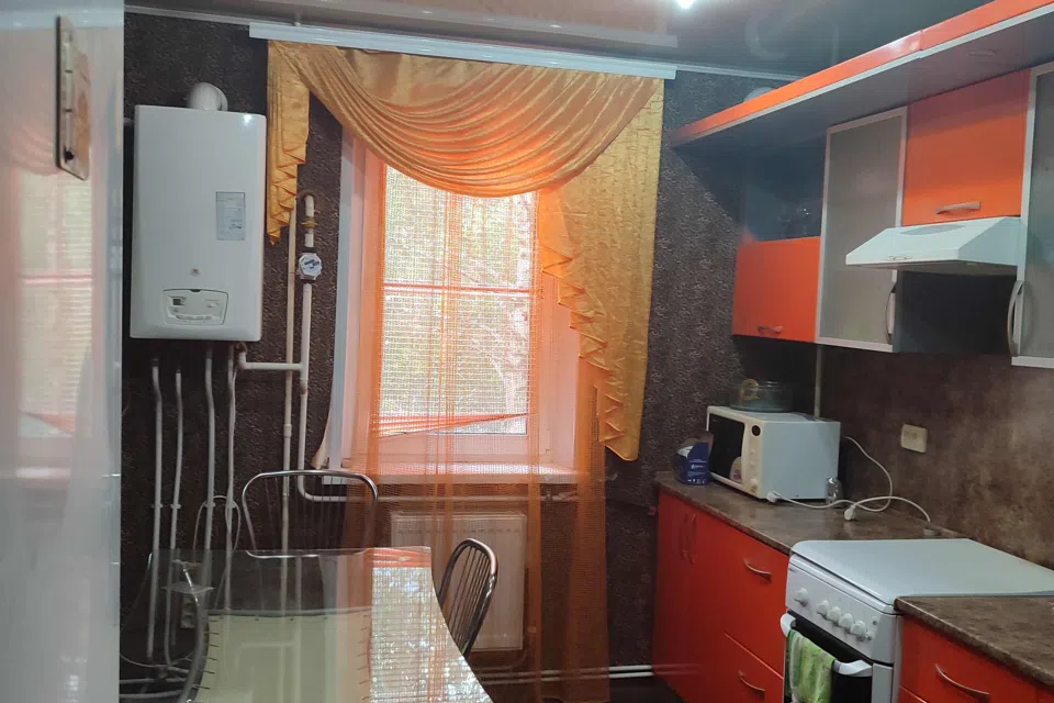 Продаётся 3-комнатная квартира, 72 м²