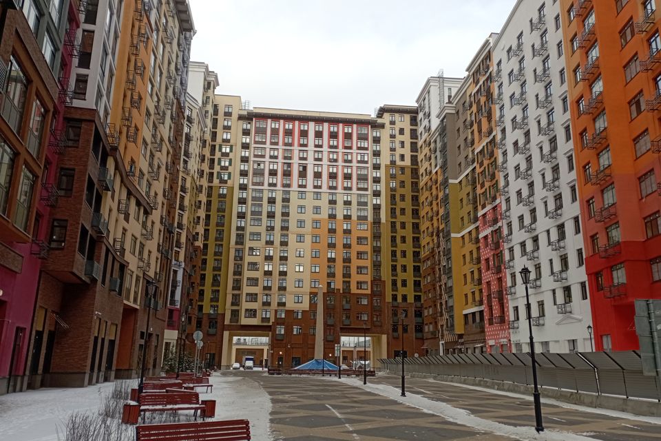 Продаётся 2-комнатная квартира, 67.3 м²