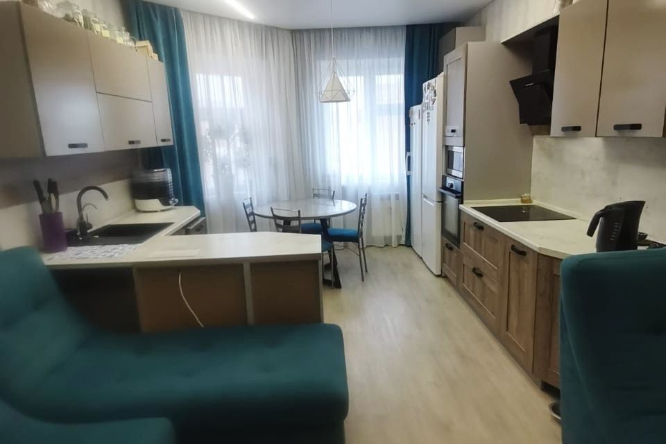 Продаётся 3-комнатная квартира, 71.3 м²
