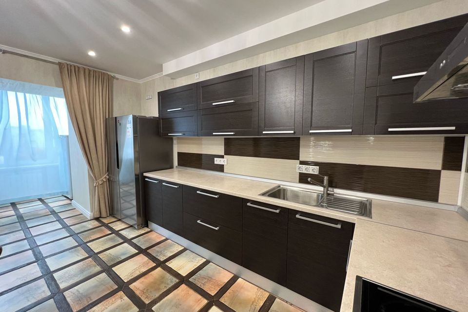 Продаётся 5-комнатная квартира, 173.4 м²