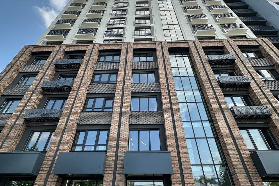 Продаётся 2-комнатная квартира, 65.8 м²
