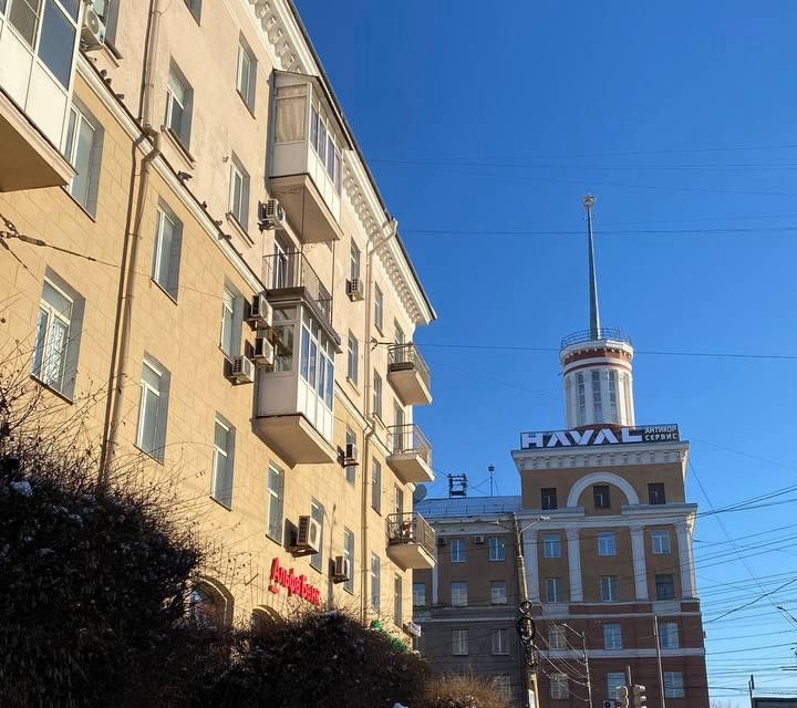 Продаётся 1-комнатная квартира, 40.2 м²