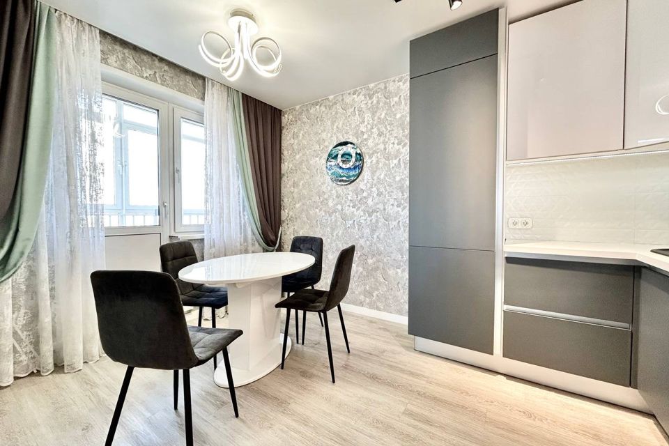 Продаётся 2-комнатная квартира, 54.5 м²