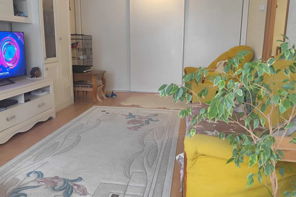 Продаётся 2-комнатная квартира, 56 м²