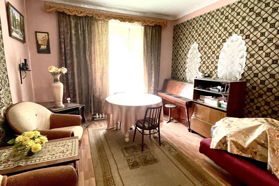 Продаётся 2-комнатная квартира, 61 м²