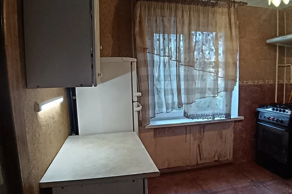 Продаётся 3-комнатная квартира, 56.5 м²