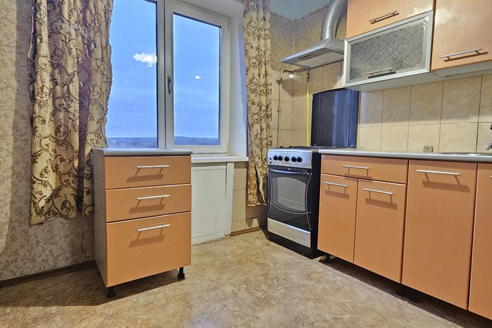 Продаётся 3-комнатная квартира, 58.5 м²