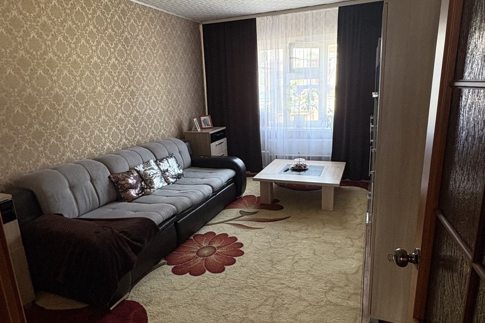 Продаётся 3-комнатная квартира, 69.7 м²