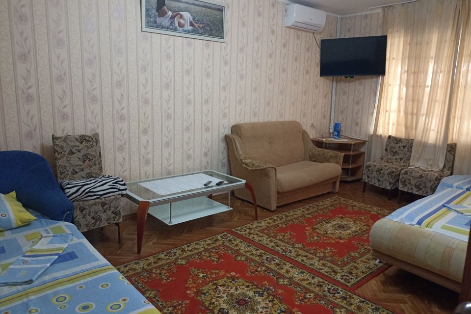Сдаётся 2-комнатная квартира, 60 м²