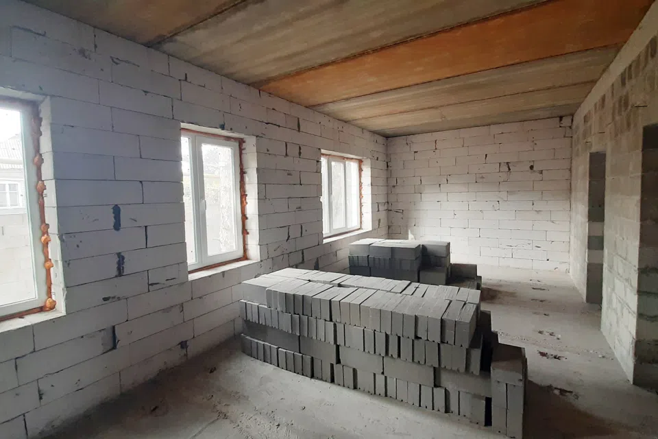 Продаётся 4-этажный дом, 380 м²