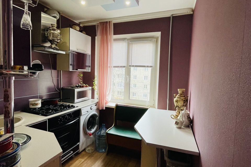Продаётся 3-комнатная квартира, 62.5 м²