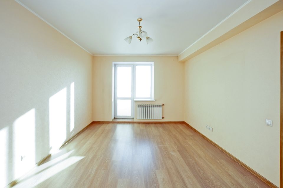 Продаётся 2-комнатная квартира, 77.4 м²