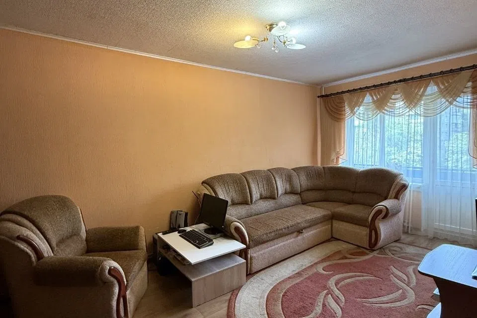 Продаётся 3-комнатная квартира, 64.9 м²