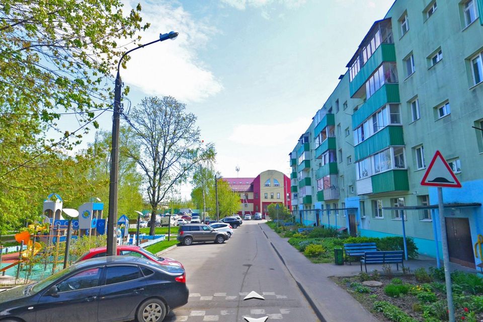 Продаётся 3-комнатная квартира, 61.9 м²