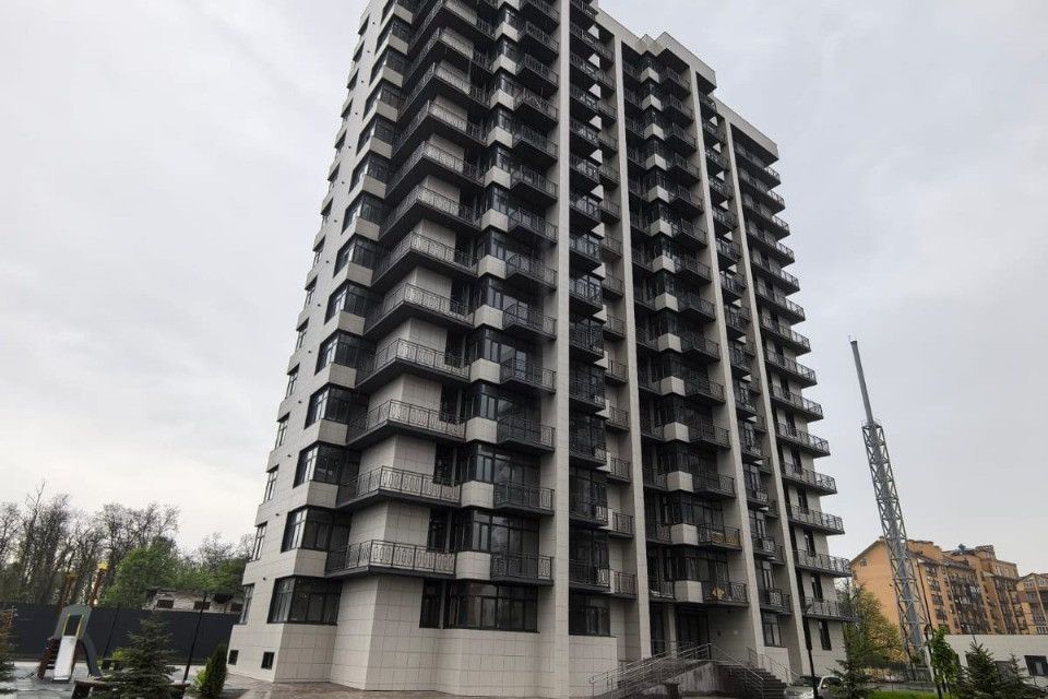 Сдаётся 1-комнатная квартира, 52.6 м²
